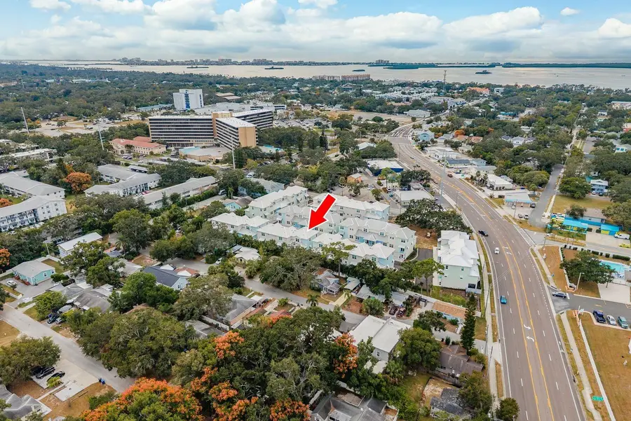 833 Oak Bend Lane, Dunedin, FL 34698 - Image #2