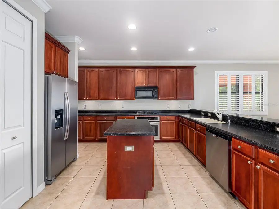 8249 Dunham Station Drive, Tampa, FL 33647 - Image #2