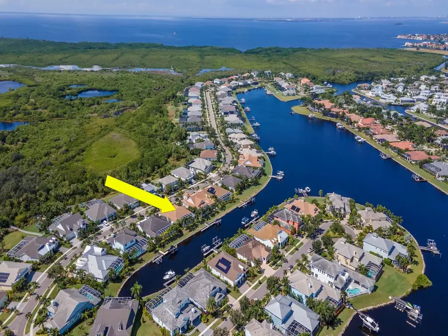 717 Manns Harbor Drive, Apollo Beach, FL 33572 - Image #2