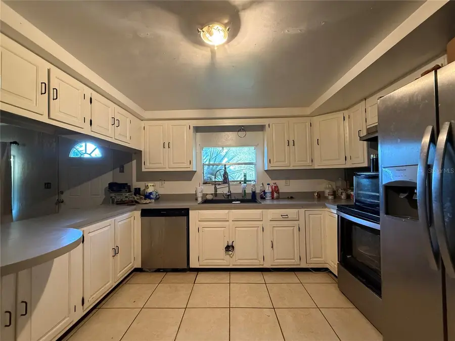 17431 SE 35th Lane, Ocklawaha, FL 32179 - Image #2