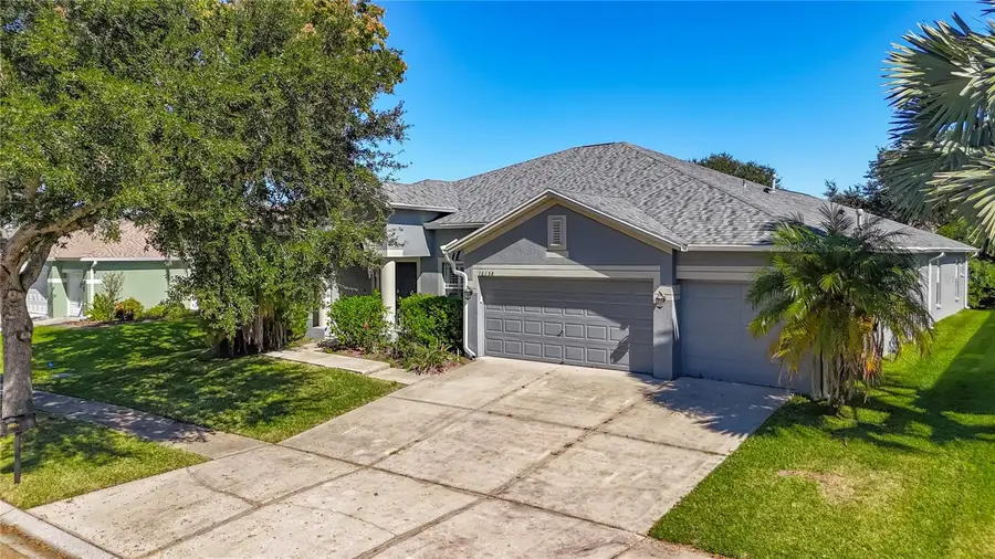 16158 Bridgepark Drive, Lithia, FL 33547 - Image #2