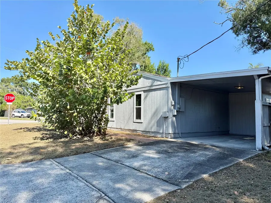 5001 Whiteway Drive, Tampa, FL 33617 - Image #3