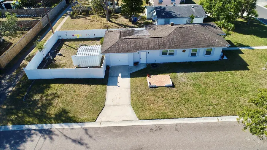 700 74th Avenue N, Saint Petersburg, FL 33702 - Image #2