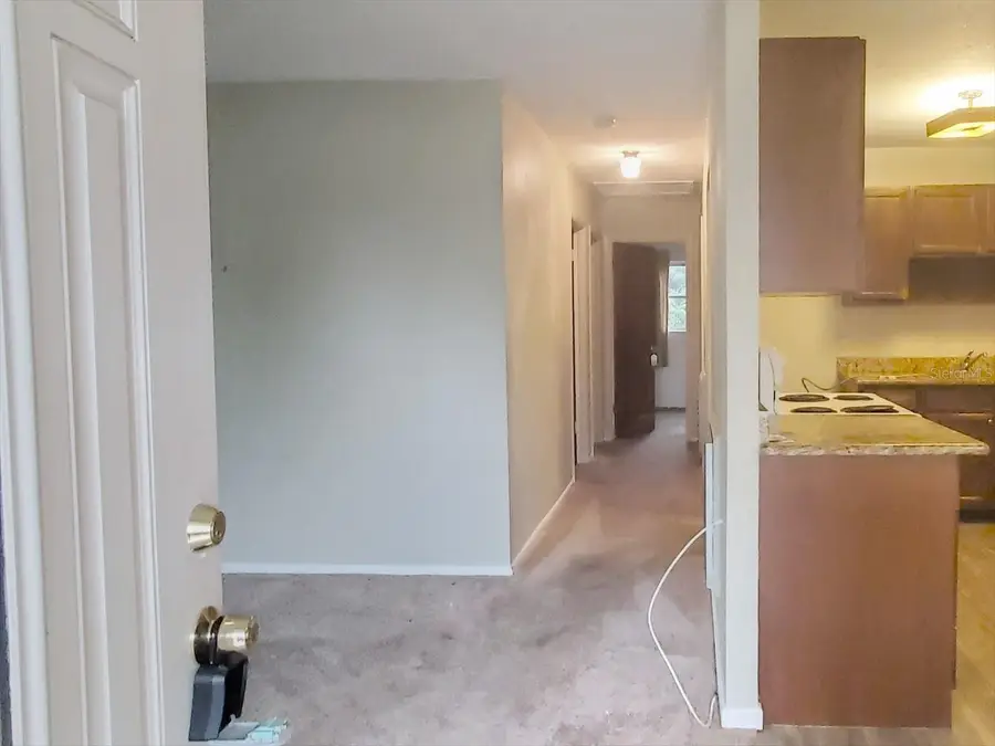 2146 Aaron Avenue, Orlando, FL 32811 - Image #2