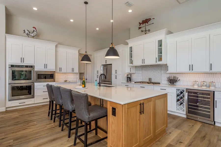 10203 Radcliffe Drive, Tampa, FL 33626 - Image #3