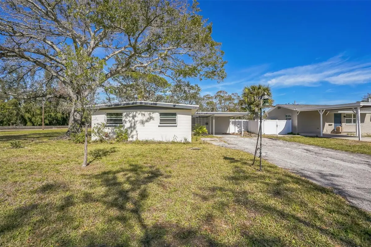 131 80th Avenue Ne, Saint Petersburg, FL 33702 - Image #1