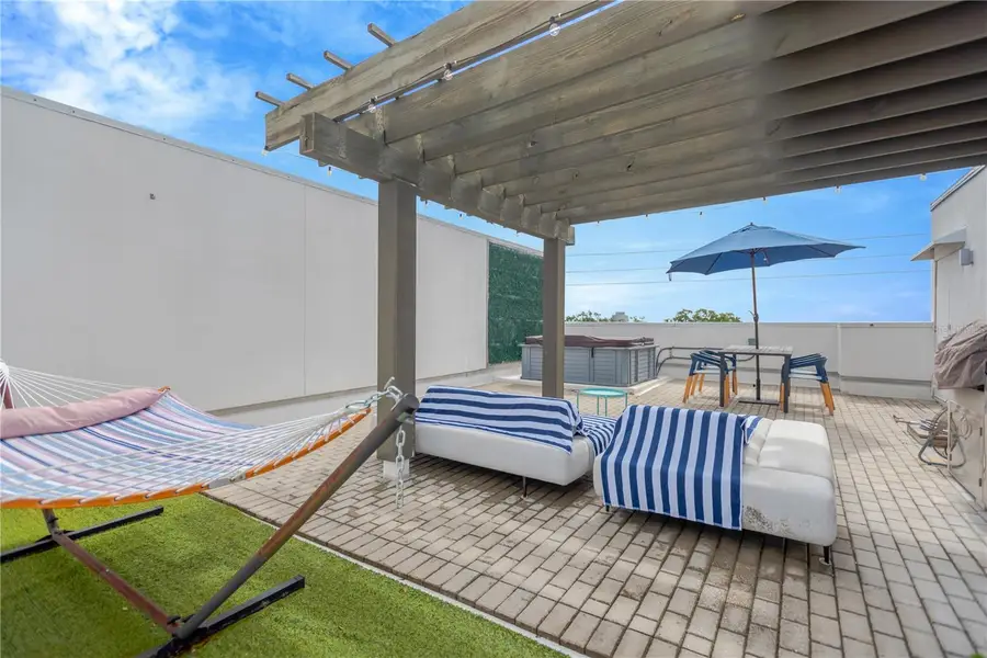 3100 W Paul Avenue #14, Tampa, FL 33611 - Image #2