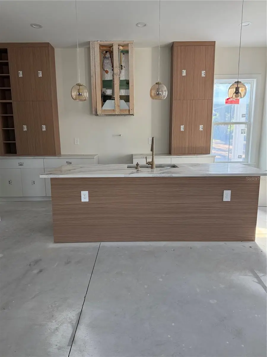 10198 Hodson Place, Seminole, FL 33776 - Image #3