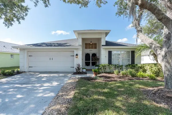 27610 Sky Lake Circle, WESLEY CHAPEL, FL 33544