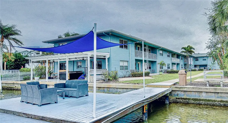 300 Venetian Drive #4, Clearwater, FL 33755 - Image #2