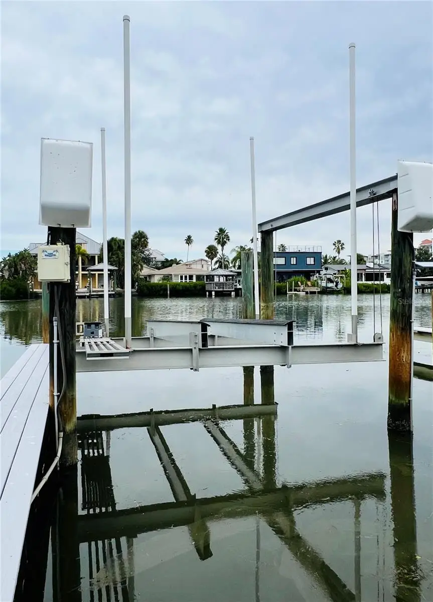 300 Venetian Drive #4, Clearwater, FL 33755 - Image #3