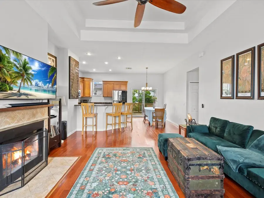 404 E Chelsea Street, Tampa, FL 33603 - Image #2