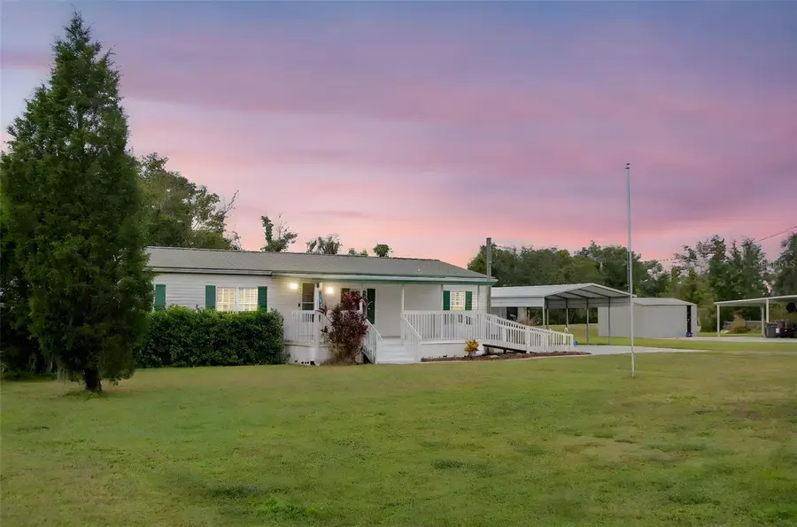 5213 R M D Avenue, Plant City, FL 33566 - Image #2