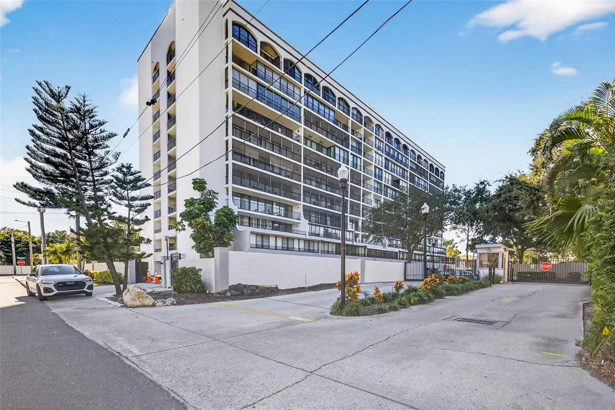 3211 W Swann Avenue #502, Tampa, FL 33609 - Image #1