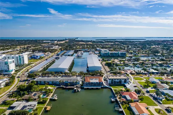 3789 46th Avenue S #101, ST PETERSBURG, FL 33711