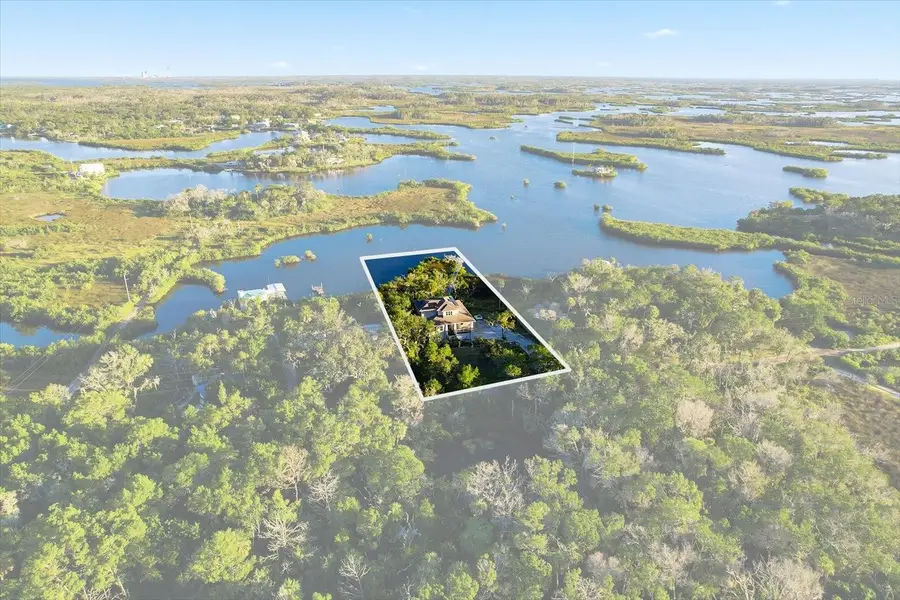 14211 W Saint Martins Road, Crystal River, FL 34429 - Image #3