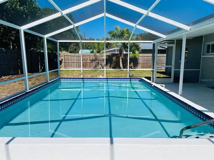 6690 17th Street N, Saint Petersburg, FL 33702 - Image #2