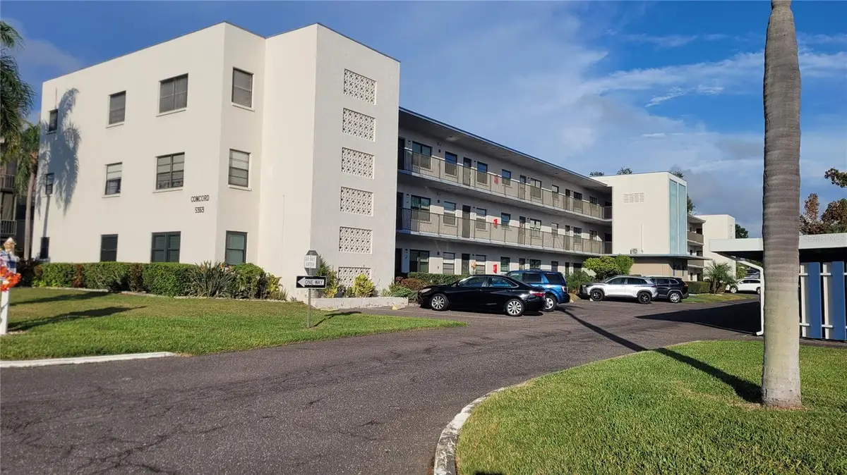 5969 Terrace Park Drive N #305, Saint Petersburg, FL 33709 - Image #1