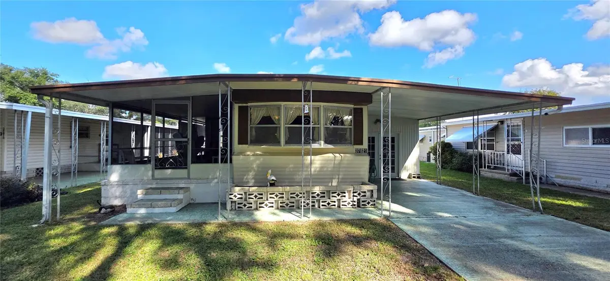37021 Karen Avenue, Zephyrhills, FL 33542 - Image #1