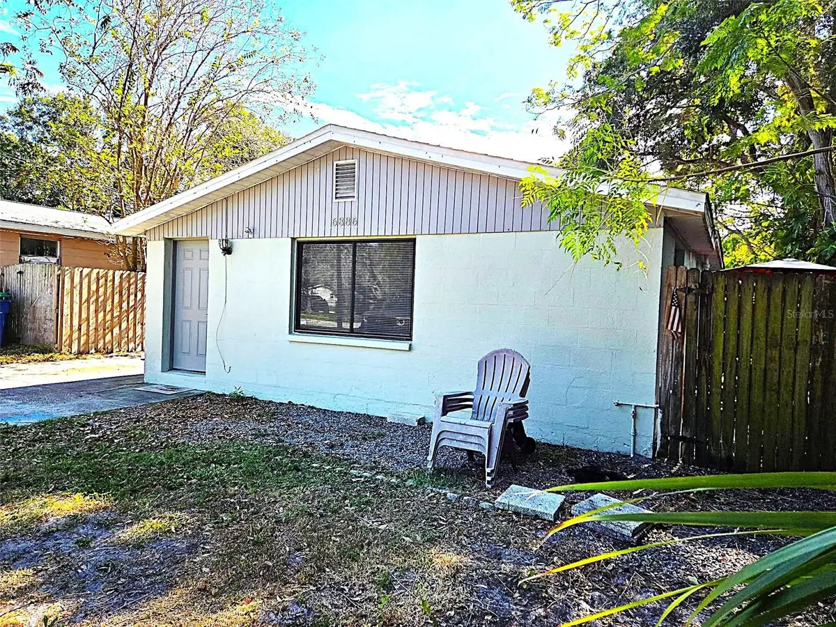6886 49th Avenue N, Saint Petersburg, FL 33709 - Image #1