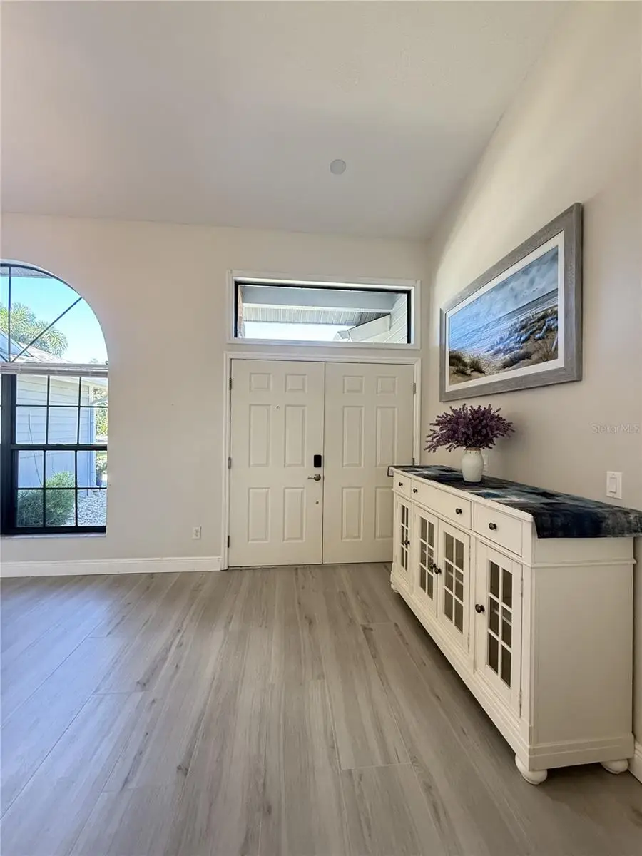 4608 Vintage Drive, Sarasota, FL 34243 - Image #3