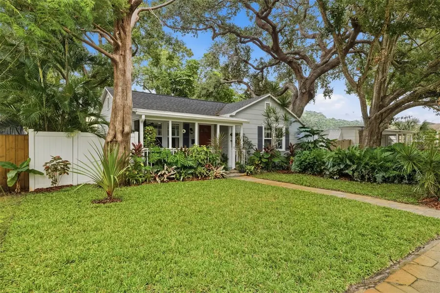 3645 Dartmouth Avenue N, Saint Petersburg, FL 33713 - Image #2
