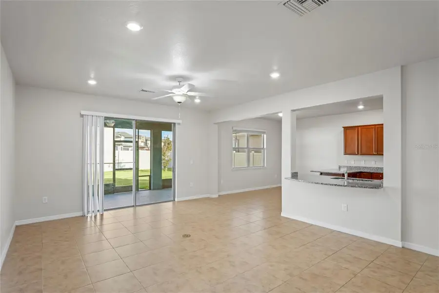 7628 Yale Harbor Drive, Wesley Chapel, FL 33545 - Image #3