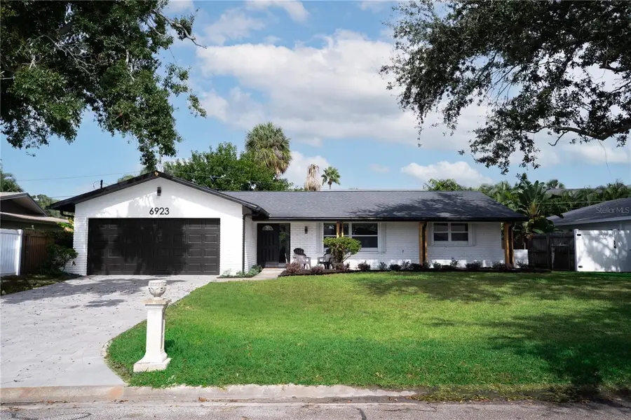 6923 16th Avenue N, Saint Petersburg, FL 33710 - Image #2