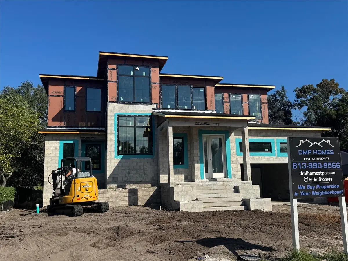 3007 W Helen Avenue, Tampa, FL 33611 - Image #1