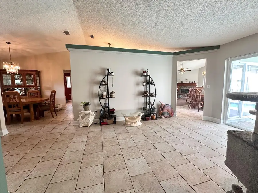 8313 Wrens Way, Largo, FL 33773 - Image #3