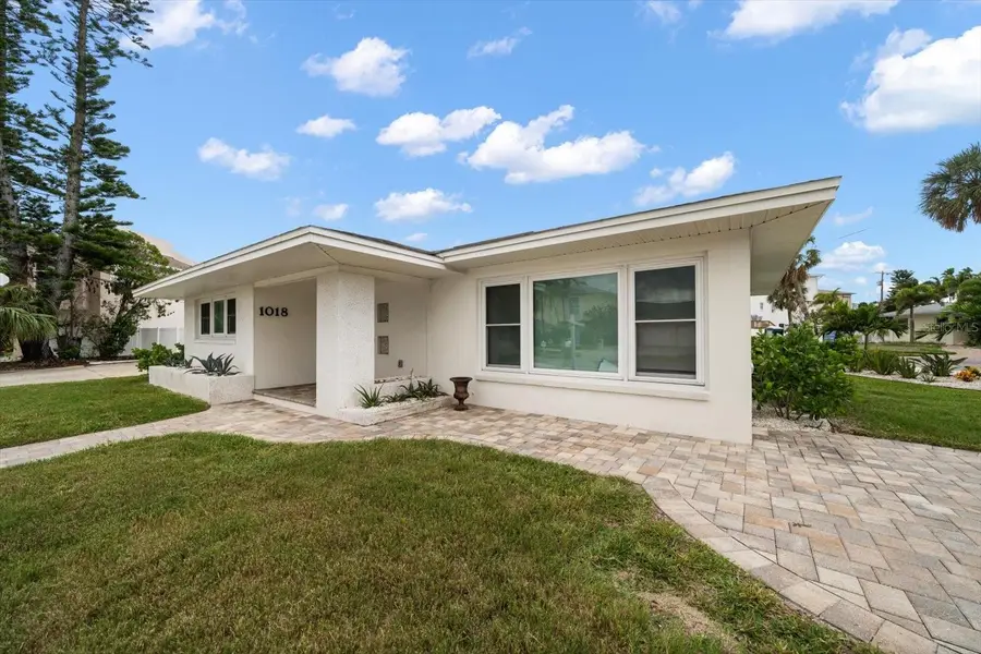 1018 Bay Esplanade, Clearwater Beach, FL 33767 - Image #2