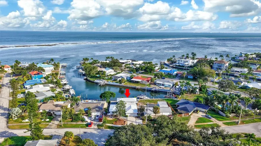 4400 Beach Drive Se, Saint Petersburg, FL 33705 - Image #2