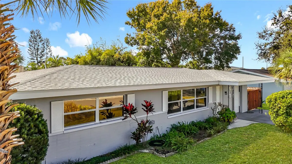 13880 Dominica Drive, Seminole, FL 33776 - Image #1