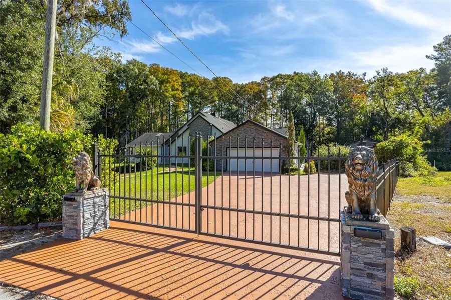 8900 Sharon Drive, New Port Richey, FL 34654 - Image #2