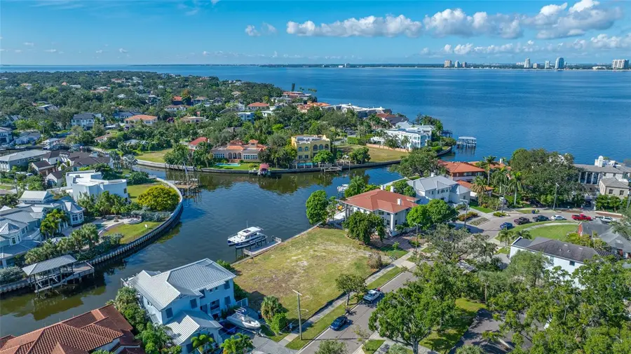 104 Adalia Avenue, Tampa, FL 33606 - Image #2