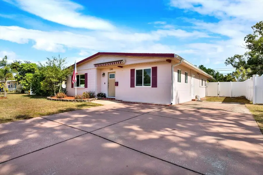 7395 18th Street N, Saint Petersburg, FL 33702 - Image #2
