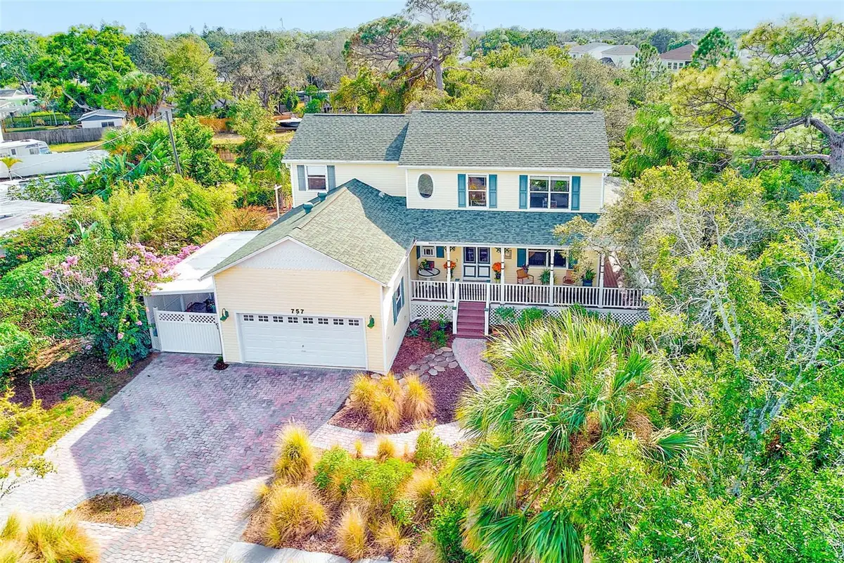 757 Bayshore Dr, Tarpon Springs, FL 34689 - Image #1