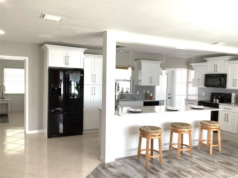 13725 Bermuda Drive, Seminole, FL 33776 - Image #3