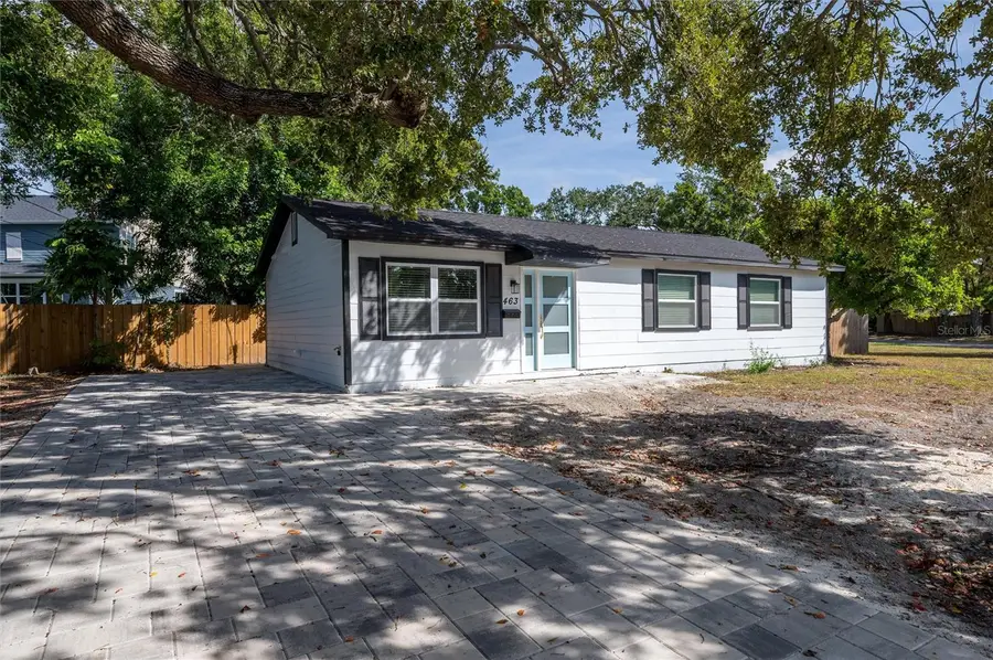 463 Davison Avenue Ne, Saint Petersburg, FL 33703 - Image #2