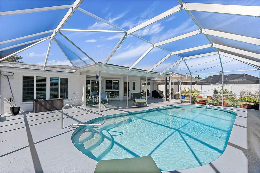 270 Dorchester Drive, Venice, FL 34293 - Image #2