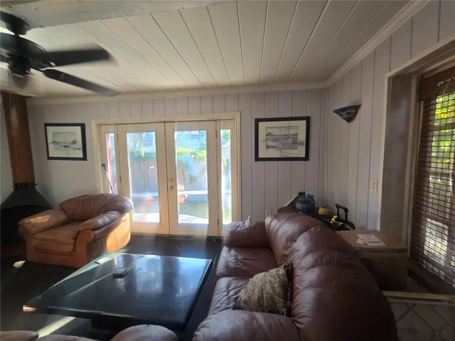 1155 Sedeeva Street, Clearwater, FL 33755 - Image #3