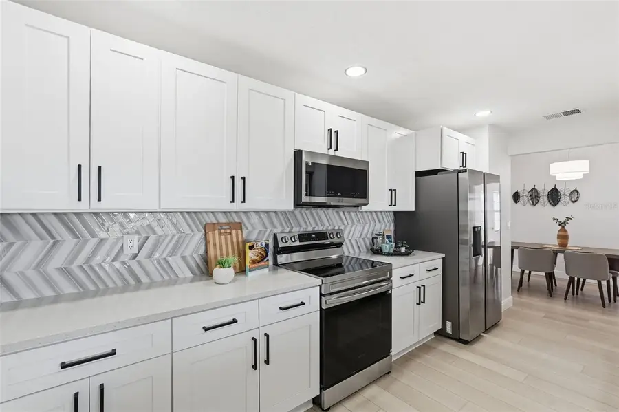 3973 107th Avenue N, Clearwater, FL 33762 - Image #2