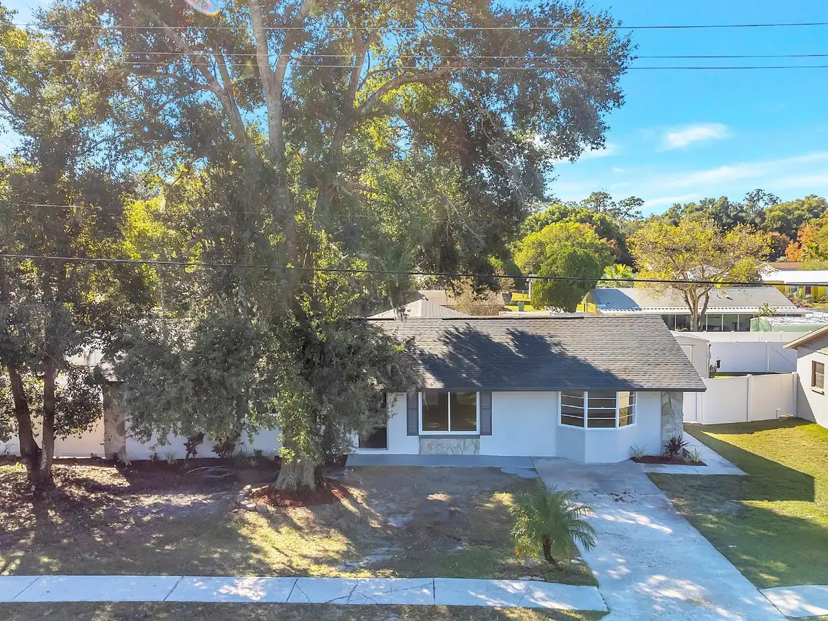 39030 South Avenue, Zephyrhills, FL 33542 - #1