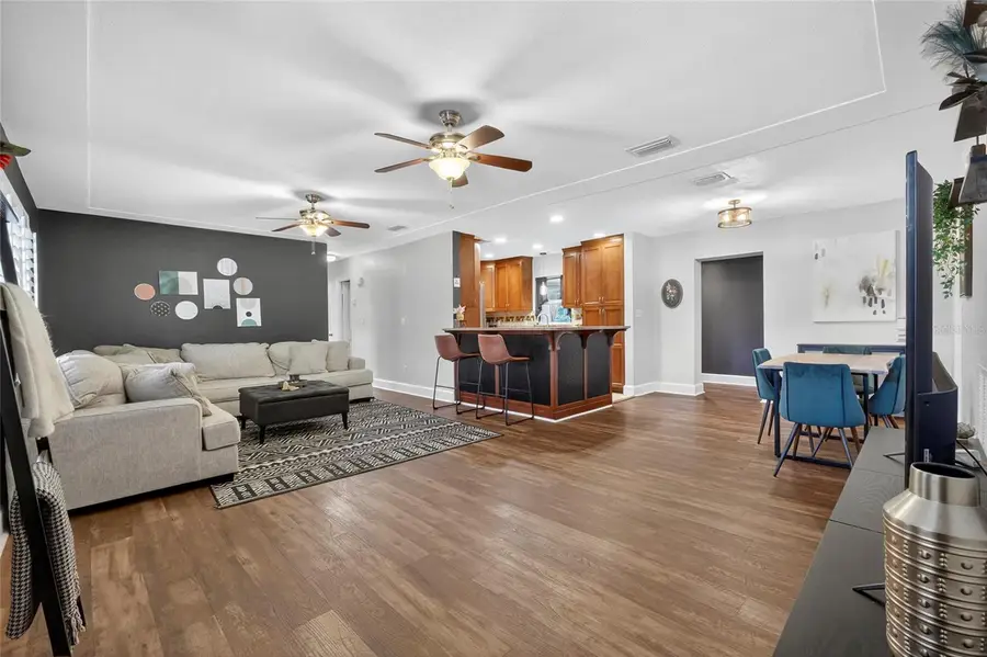 3990 59th Way N, Saint Petersburg, FL 33709 - Image #2