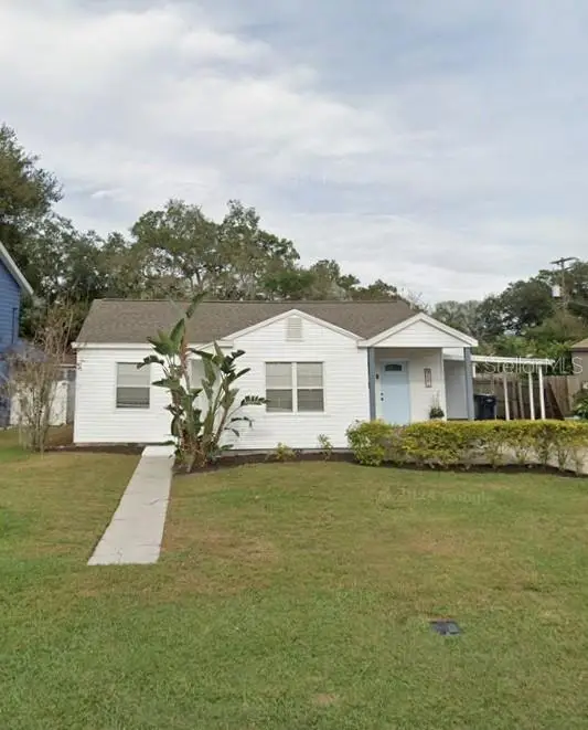 911 W Candlewood Avenue, TAMPA, FL 33603