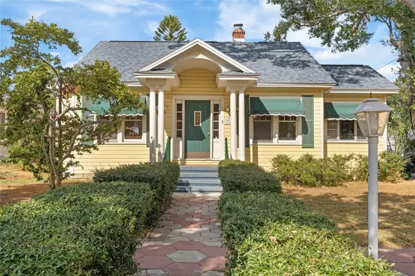 727 23rd Avenue N, ST PETERSBURG, FL 33704