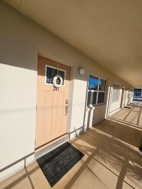 4565 Duhme Road #207, Saint Petersburg, FL 33708 - Image #2