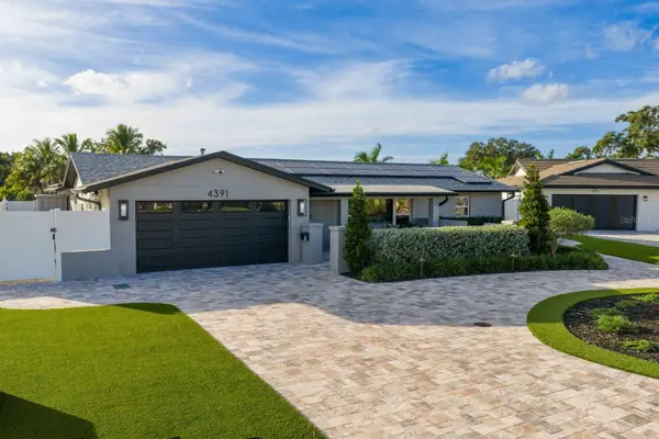 4391 38th Way S, ST PETERSBURG, FL 33711