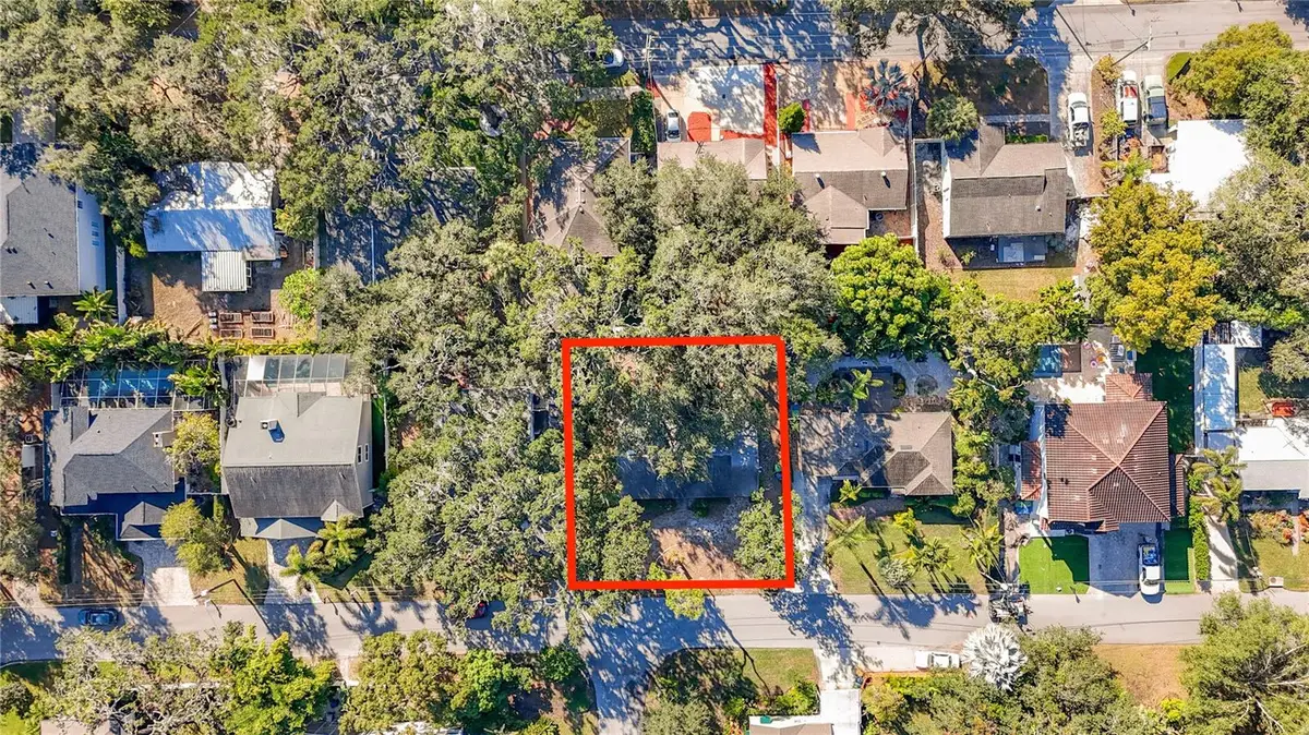 3120 W Coachman Avenue, Tampa, FL 33611 - Image #1