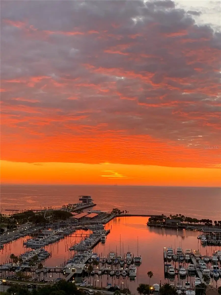 100 1st Avenue N #1804, Saint Petersburg, FL 33701 - Image #1